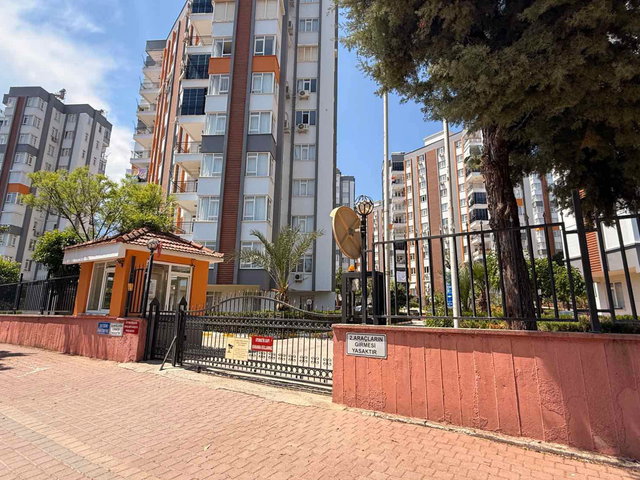 YOLKENT SITESINDE KOMBILI 3+1 KIRALIK DAIRE