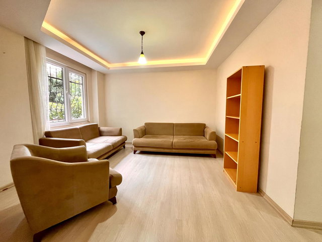 HARIKA KONUMA SAHIP TEMIZ, KULLANIŞLI 2+1 SATILIK DAIRE