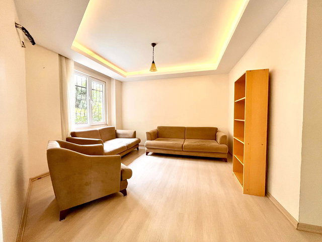 HARIKA KONUMA SAHIP TEMIZ, KULLANIŞLI 2+1 SATILIK DAIRE