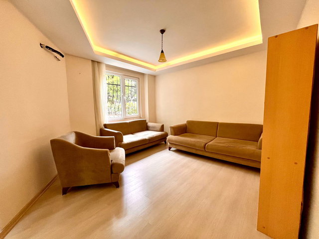 HARIKA KONUMA SAHIP TEMIZ, KULLANIŞLI 2+1 SATILIK DAIRE
