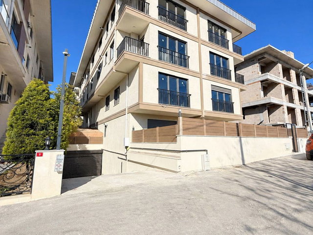 SARIYER MADEN MAHALLESİ'NDE SATILIK 3+1 BAHÇE DUBLEKS DAİRE