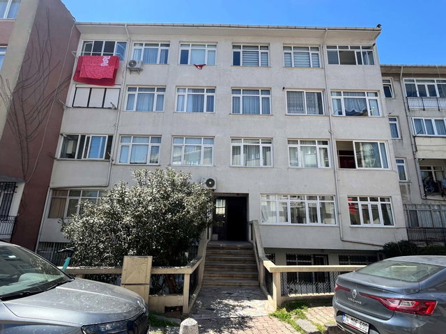 ÜSKÜDAR AHMEDİYE MAHALLESİ'NDE KİRALIK 3+1 BALKONLU GENİŞ DAİRE