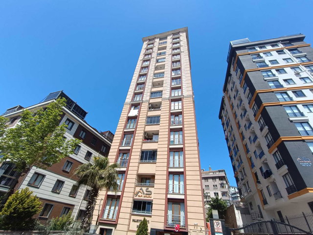 REMAX ASHILL ÜMRANIYE ISTIKLAL MAHALLESINDE 3+1 KIRALIK DAIRE