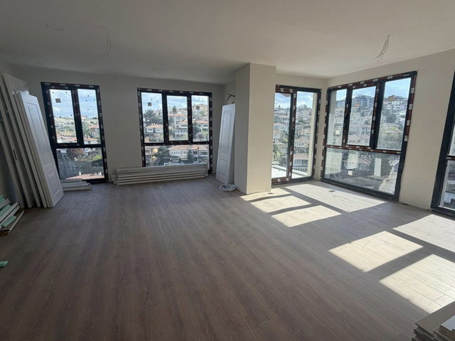 ÇENGELKÖY’DE YAPIM AŞAMASINDA PRESTİJLİ PROJEDE 4+1 DUBLEKS I FAİZSİZ VADE FIRSATI