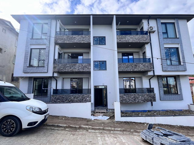 REMAX MAVİDEN ARİFİYEDE 187 M2 4+1 TERS DUBLEX DAİRE