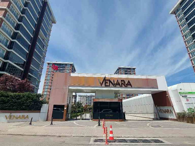 HÜRRİYET MAHALLESİNDE SATILIK 2+1 DAİRE