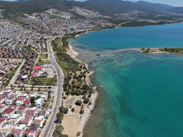 AKBÜK'TE DENIZE YAKIN EŞYALI, MASRAFSIZ, KAÇIRILMAYACAK KELEPIR 2+1 DAIRE