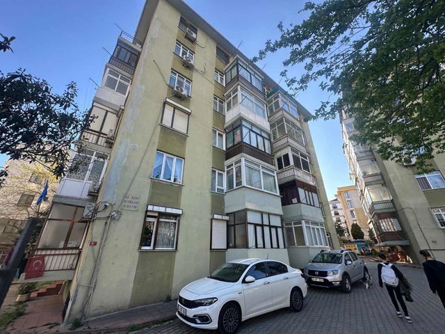 PENDİK BAHÇELİEVLER MH SİTE İÇİ YATIRIMA UYGUN 2+1 SATILIK DAİRE