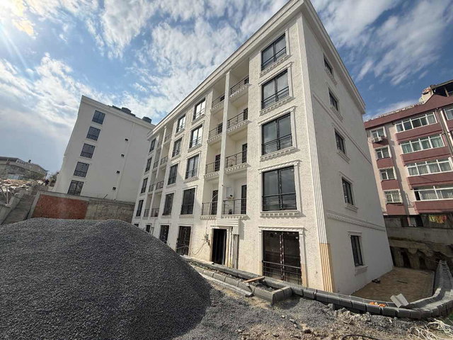 2 BLOKLU BUTIK AILE SITESINDE SATILIK 2+1 SIFIR DAIRE