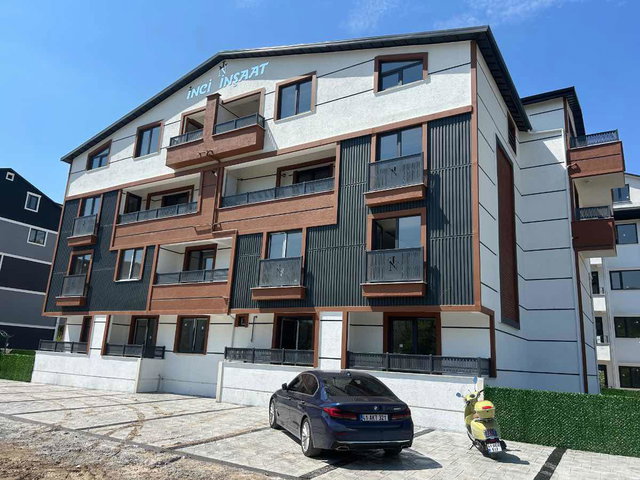 REMAX EXCLUSİVE | İHSANİYE MAHALLESİ'NDE KİRALIK 2+1 DAİRE