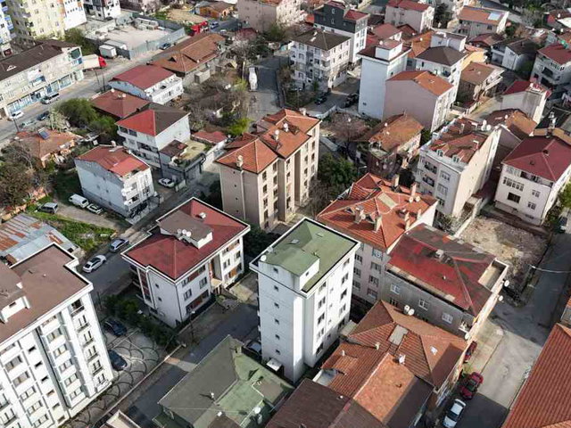 IHLAMURKUYU'DA SATILIK 3+1 DAİRE