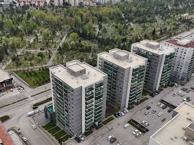 AKGÜN ZÜMRÜT EVLERINDE FULL YAPILI 3+1 | GÜVENLIKLI | OTOPARKLI