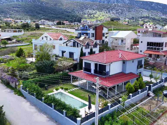 MORDOĞAN’DA PRESTİJLİ YAŞAM: 6+1 TAM MÜSTAKİL HAVUZLU VİLLA