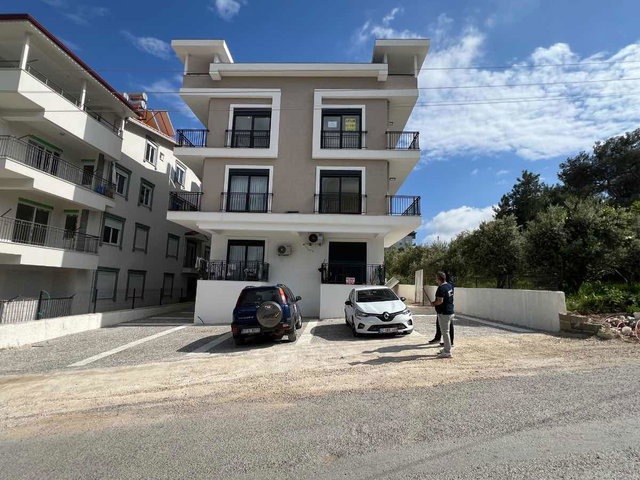 SARILAR MAHALLESI'NDE LÜKS SIFIR 2+1 SATILIK DAİRE