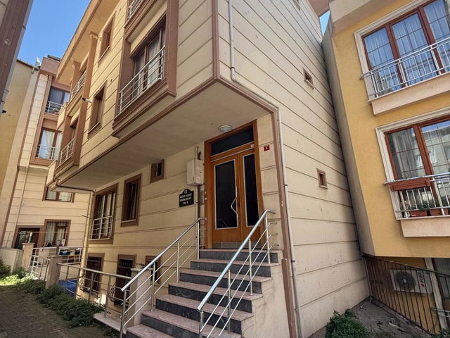 ATAŞEHİR ÖRNEK MAHALLESİNDE YATIRIMLIK 1+1 DAİRE