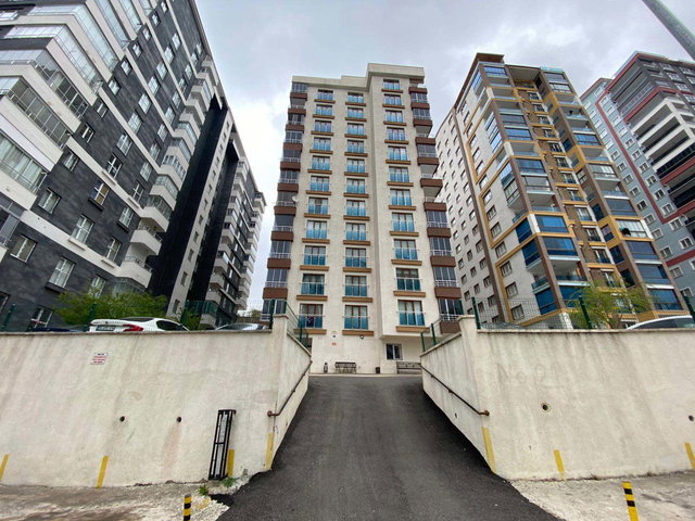 DURALİ ALIÇ MAHALLESİNDE FERAH 3+1 KİRALIK DAİRE