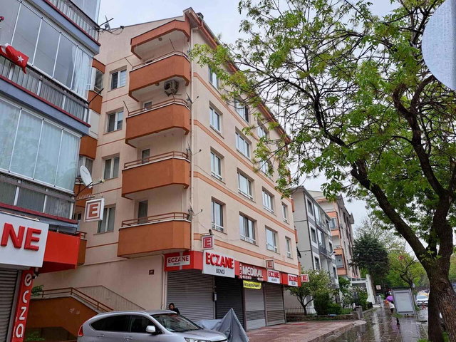 MAMAK CADDESINDE SATILIK 4+1 DUBLEKS DAIRE
