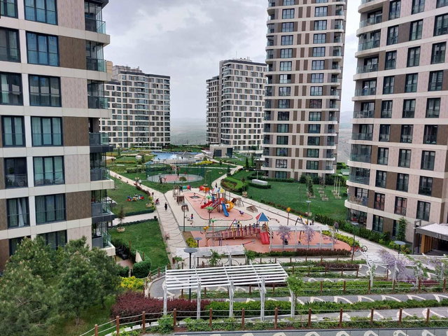 BAŞKENT EMLAK KONUT 4.5+1 19. KAT GÜNEY CEPHE VADI MANZARALI