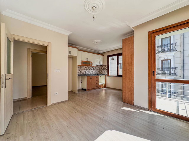 ATAŞEHİR KÜÇÜKBAKKALKÖY'DE METRO'YA YÜRÜME MESAFESI  2+1 SATILIK DAİRE