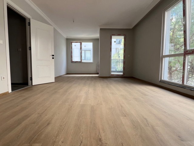 RE/MAX MASA BURHANİYE EKŞİOĞLU KONAKLARI 121M2 3+1 SATILIK DAİRE