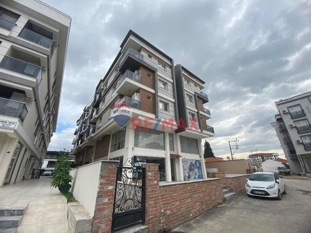 MENEMEN SEYREK MAHALLESI SATILIK EŞYALI 1+1 DAIRE