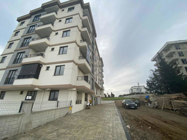 PELİTKÖY TOPLU KONUTLARI ARKASINDA KİRALIK 1+1 DAİRE