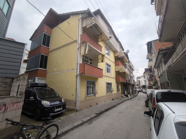 BEKİRDERE TRAMVAY DURAĞI ARAKAT KİRALIK 3+1 DAİRE
