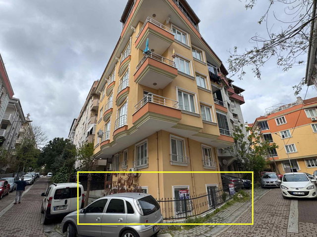AVCILAR AMBARLI 2+1 BAHÇE KATI 85M²+ 50M² MÜSTAKİL BAHÇE ÇİFT WC