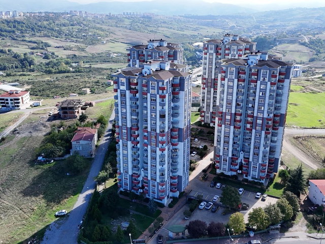 REMAX PARK BARLAS GÜRLER'DEN 4 MEVSİM'DE DENİZ MANZARALI 4+1