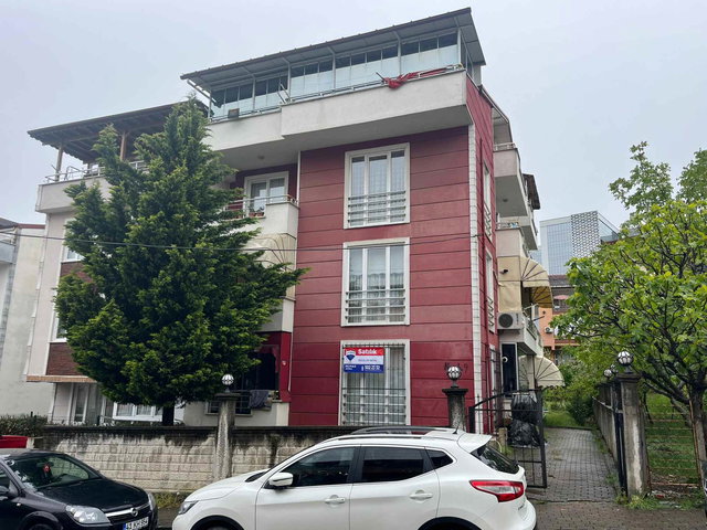 YEŞİLOVADA, ŞEHİR HASTANESİNE YÜRÜME MESAFESİNDE SATILIK 2+1 DAİRE
