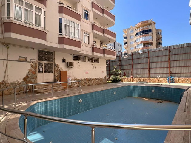 MAHMUTLARDA YATIRIMLIK 3+1 AYRI MUTFAK GENIŞ DAIRE