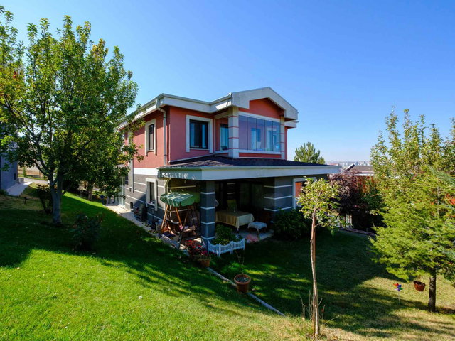 ÇAYYOLU RÜYA KENT'TE SATILIK 4+1 VILLA - EŞSIZ MANZARA