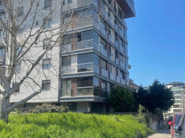 ÇENGELKÖY BAHÇELİEVLER 'DE BALKONLU MASRAFSIZ KİRALIK 2+1 DAİRE