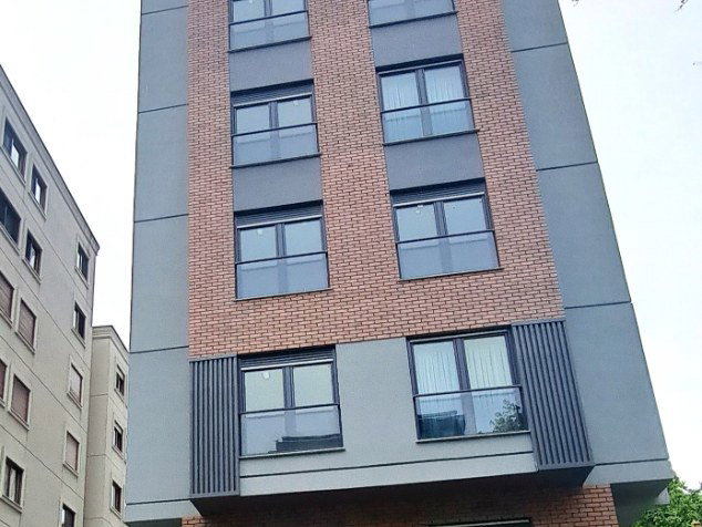 MERDİVENKÖY ORTA BAHAR SOKAKTA SIFIR BİNADA KİRALIK 2+1 DAİRE