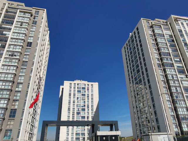 ATASAYANLAR 5’DE ULTRA LÜKS 4,5+1 ÖZEL YAPILI DAİRE