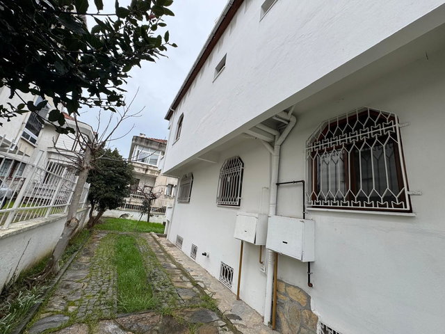 BAKIRKÖY FLORYA ŞENLİKKÖY DE SATILIK 5+1 VİLLA