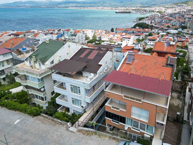 GAZİPAŞA YAKAMOZ'DA SATILIK BAHÇELİ DUBLEX DAİRE...