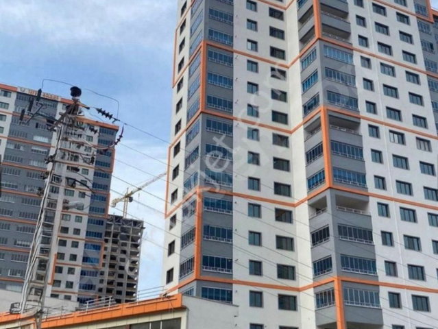 REMAX NİDA DAN KİRALIK SİTE İÇİ LÜKS 4+1 SIFIR DAİRE