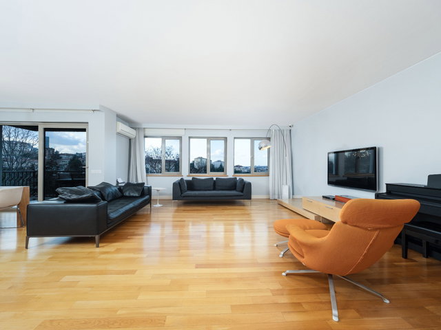 ETİLER ALKENT SİTESİNDE PARKURA BAKAN MODERN DEKORASYONLU 3+1