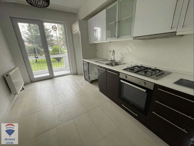 REMAX LEVEL'DEN VELÜX AVM'YE YÜRÜME MESAFESİNDE SİTEDE SATILIK 3+1 DAİRE
