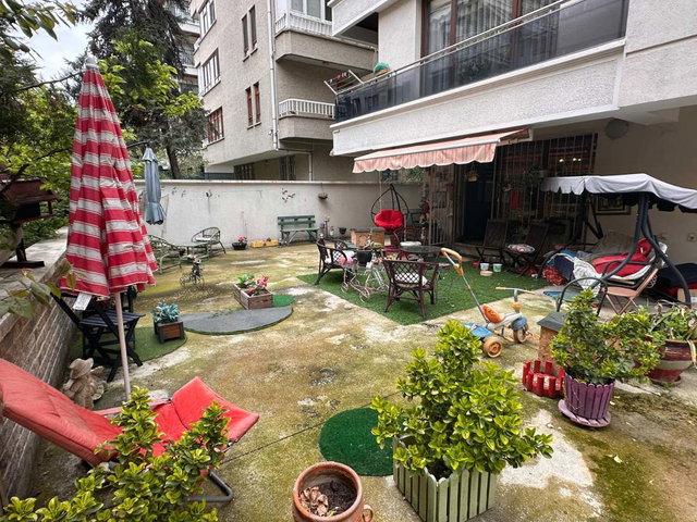 EMEK MAH, 7 YILLIK BINA, GENIŞ VE KEYIFLI BAHÇE, KÖK TAPU, 2,5+1