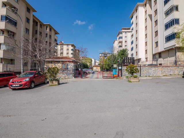ÜMRANIYE İSTIKLAL’DE FINANS MERKEZI’NE 5 DK  SITE İÇINDE GENIŞ 3+1 KIRALIK FIRSAT DAIRE