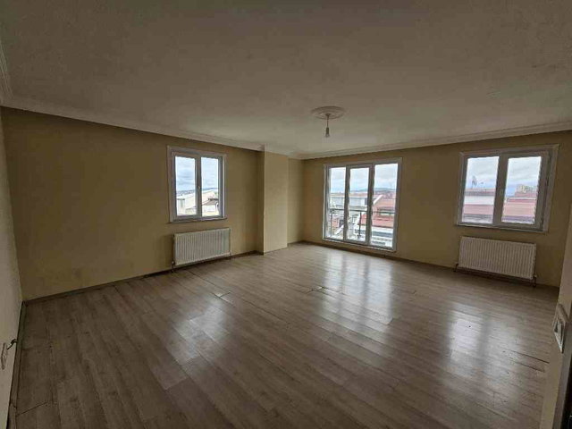 SANCAKTEPE AKPINAR MAHALLESİ 1+1 SATILIK  DAİRE