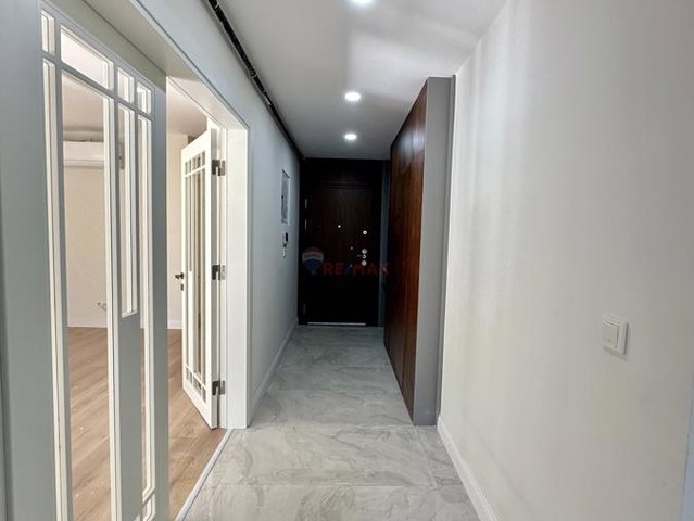 YEŞLYURT'TA KÖŞE KONUMLU 4+1 SATILIK SIFIR DAIRE