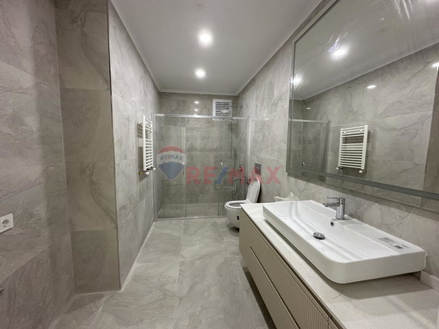 YEŞLYURT'TA KÖŞE KONUMLU 4+1 SATILIK SIFIR DAIRE