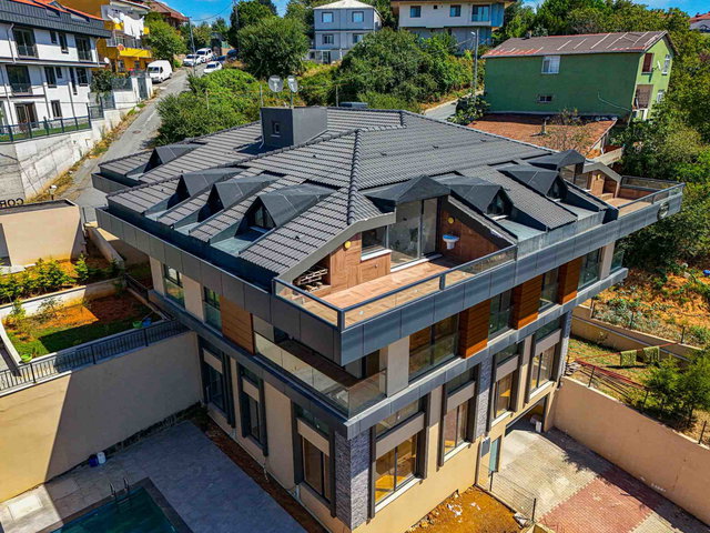 SARIYER MADEN MAHALLESİ KİRALIK ÇATI DUBLEKSİ 5+1 DAİRE