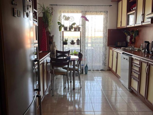 ZİRVEKENT SİTESİNDE 1.ETAPTA PEYZAJ MANZARALI 4+1 KİRALIK DAİRE