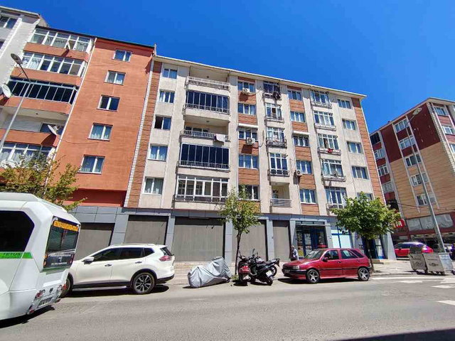 ÇORLU REŞADİYE MAH. CADDE ÜZERİ 3+1 BALKONLU SATILIK DAİRE