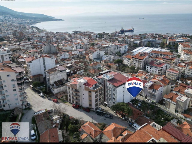 DİKİLİ MERKEZDE, BAHÇE MANZARALI VE GENİŞ MUTFAKLI 2+1 DAİRE
