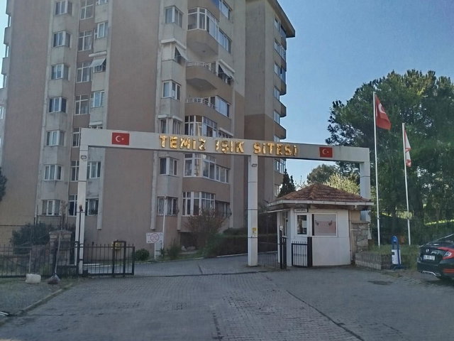 YENIŞEHIR TEMIZ IŞIK SITESINDE 3+1 SATILIK DAIRE (100M2 ARSA PAYI)